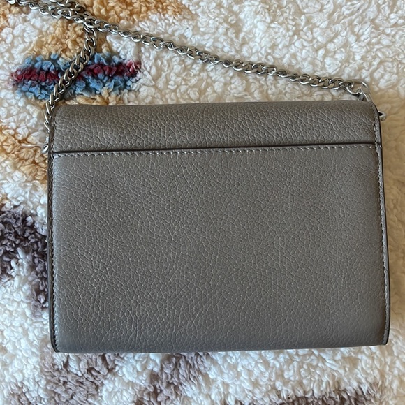 Tory Burch Britten Chain Wallet- only used a few times - Picture 7 of 12